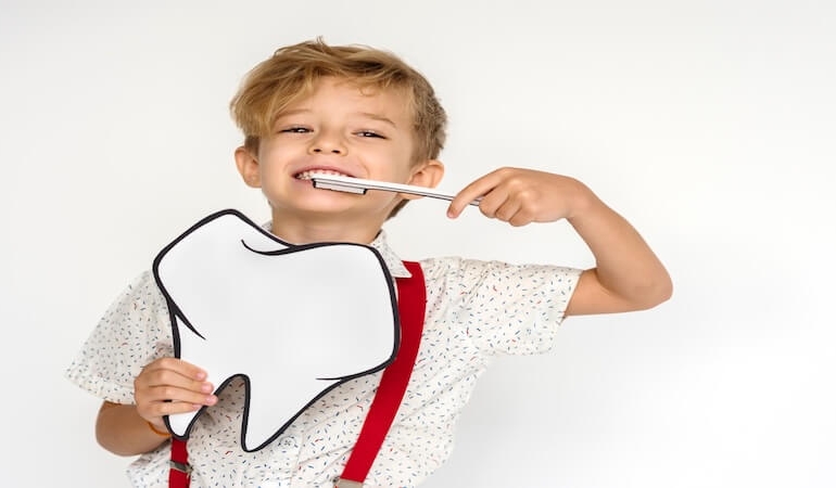 Çocuklarda Diş Çürüğü Kalbi Vurabilir mi?